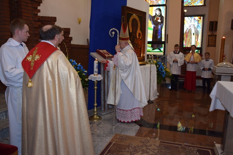 Powitanie ikony MB Częstochowskiej w Kutnie-Dybowie