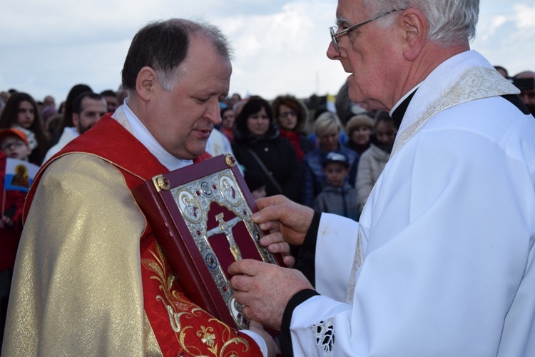 Powitanie ikony MB Częstochowskiej w Kutnie-Dybowie