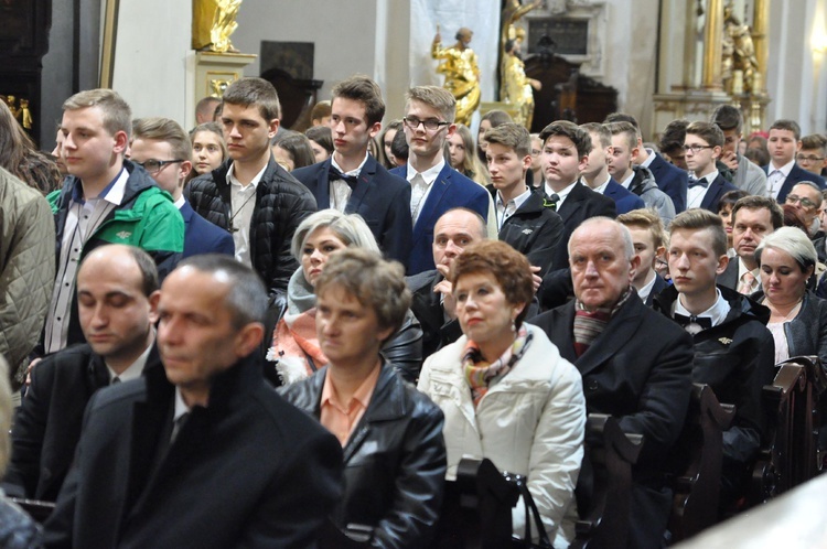 Bierzmowanie w bazylice św. Mikołaja w Bochni