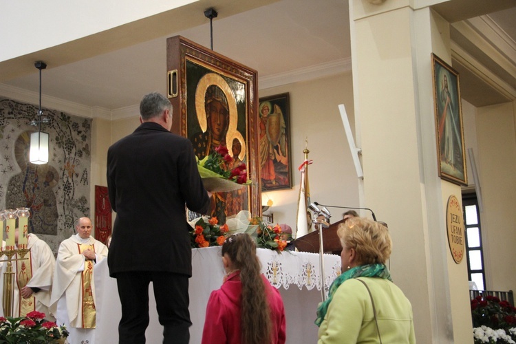 Powitanie ikony MB Częstochowskiej w Kutnie-Woźniakowie