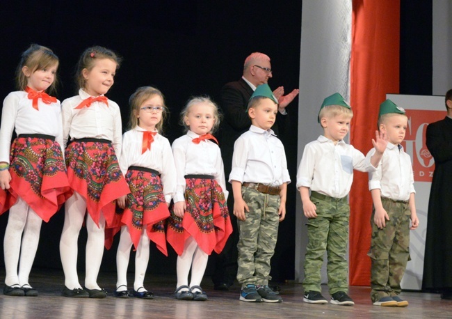 Finał konkursu Pieśni i Poezji Patriotycznej