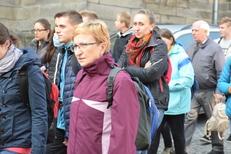 Pielgrzymka do Matki Bożej Dobrej Rady - start