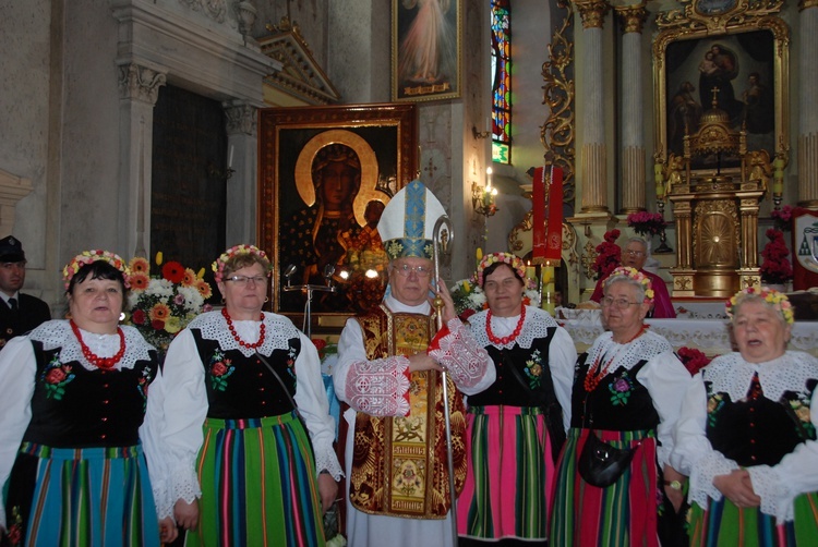 Powitanie ikony MB Częstochowskiej w Łaniętach