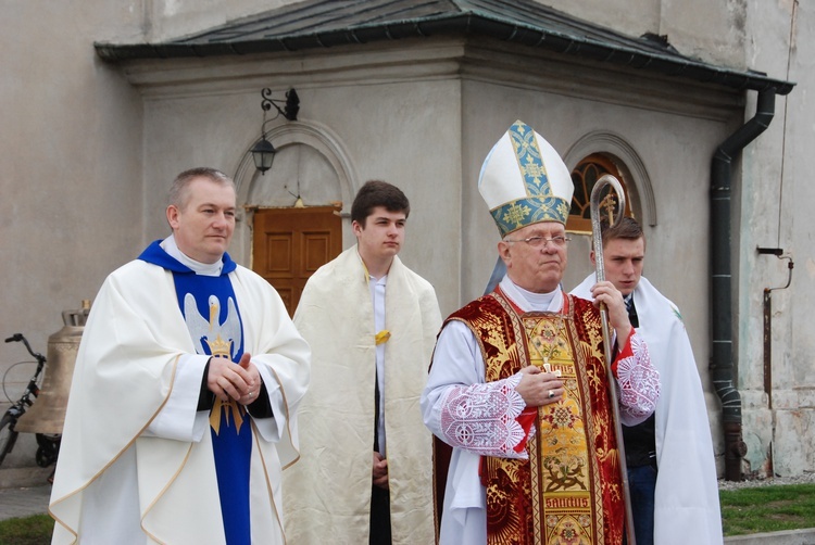 Powitanie ikony MB Częstochowskiej w Łaniętach