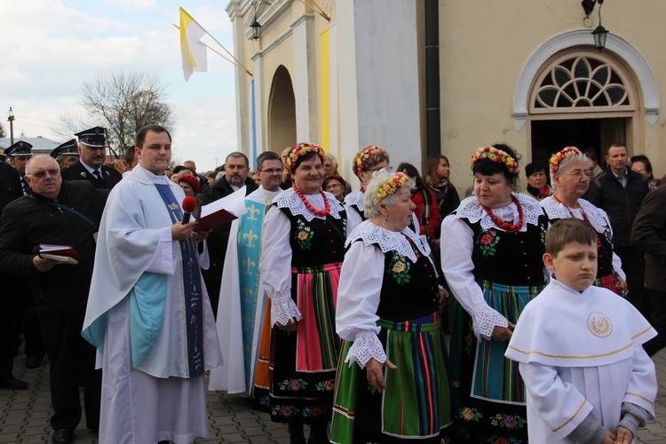 Powitanie ikony MB Częstochowskiej w Łaniętach