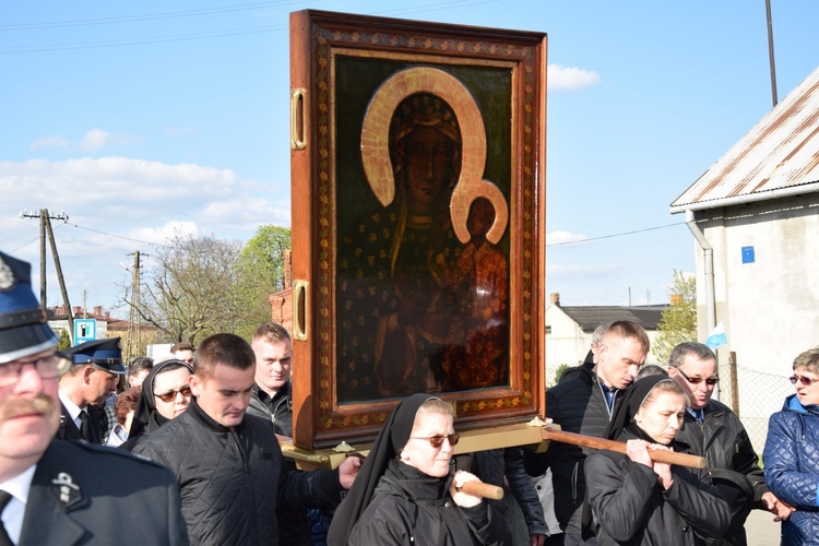 Powitanie ikony MB Częstochowskiej w Strzelcach