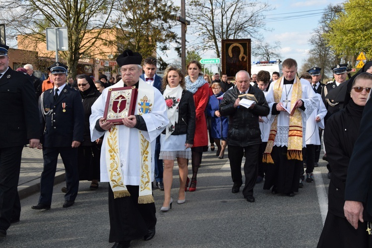 Powitanie ikony MB Częstochowskiej w Strzelcach