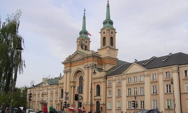 Biel i czerwień jak ojciec i matka