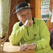 Roman Dzioboń z Nowego Targu, dentysta, poeta, przyjaciel ks. Tischnera.