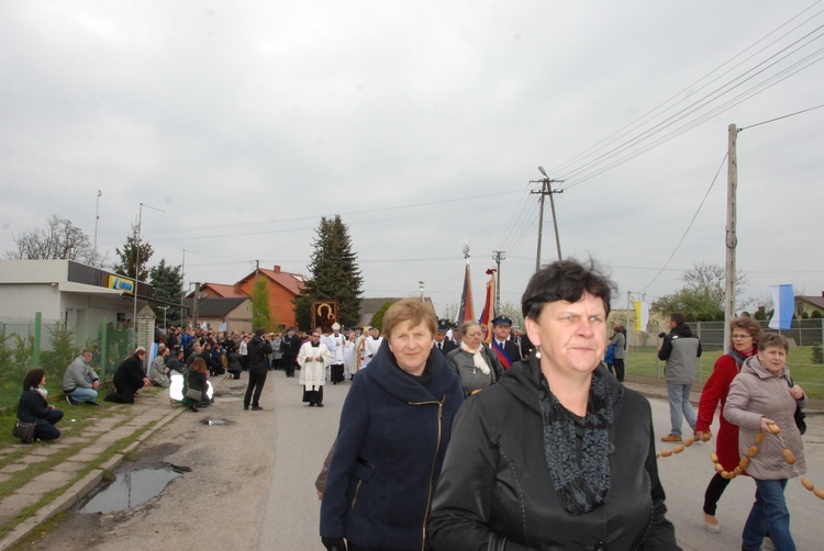 Powitanie ikony MB Częstochowskiej w Nowem