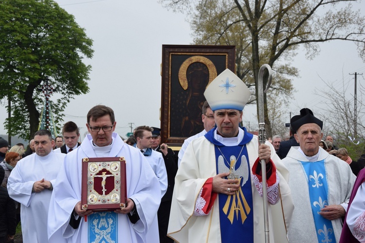 Powitanie ikony MB Częstochowskiej w Miłonicach