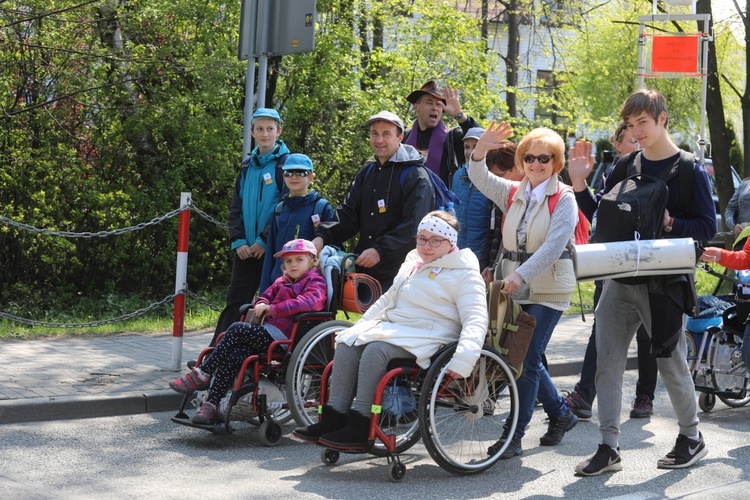 Niepełnosprawni z "Ady" na pielgrzymce do Jezusa Miłosiernego