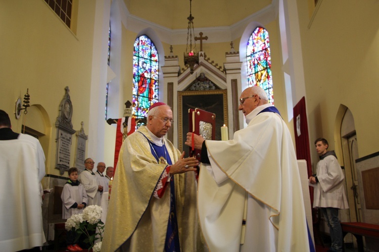 Powitanie ikony MB Częstochowskiej w Krośniewicach