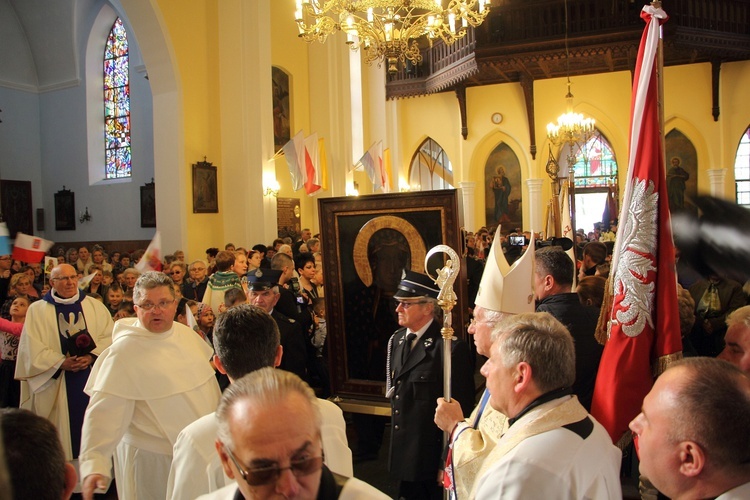 Powitanie ikony MB Częstochowskiej w Krośniewicach