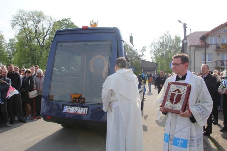 Powitanie ikony MB Częstochowskiej w Krośniewicach