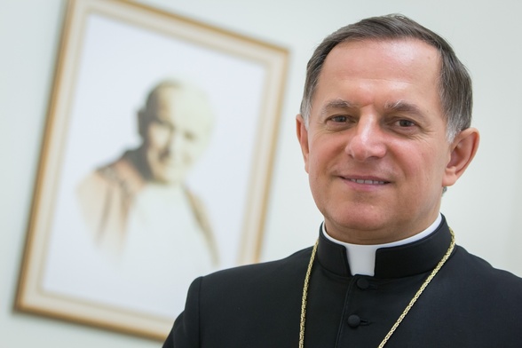 Abp Mokrzycki: z Janem Pawłem II codziennie odprawialiśmy majowe nabożeństwo