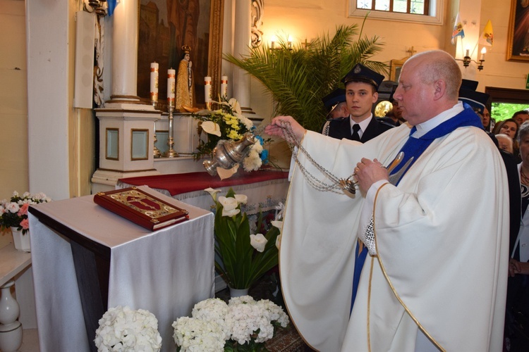 Powitanie ikony MB Częstochowskiej w Imielnie