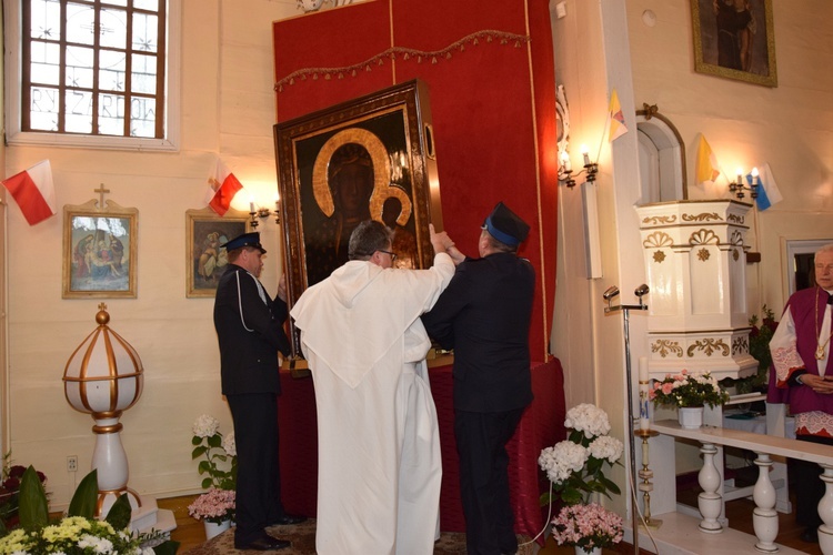 Powitanie ikony MB Częstochowskiej w Imielnie