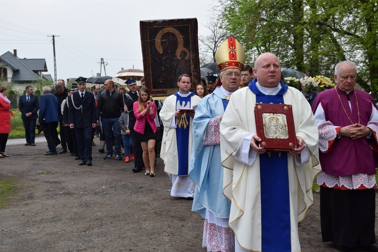 Powitanie ikony MB Częstochowskiej w Imielnie