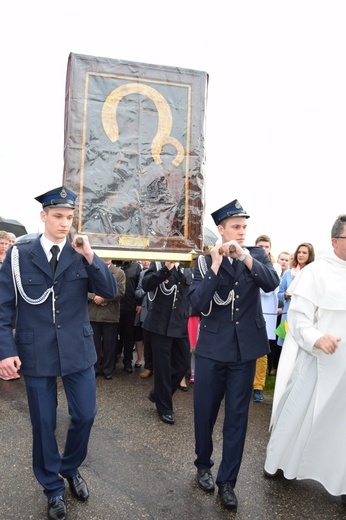 Powitanie ikony MB Częstochowskiej w Imielnie