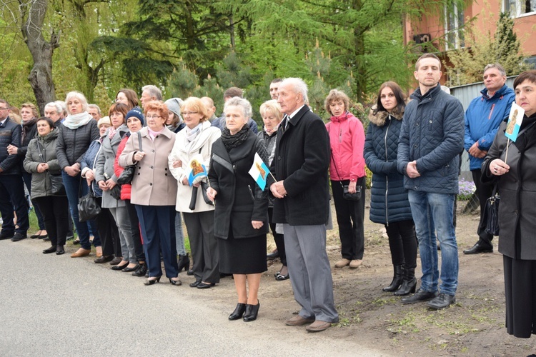 Powitanie ikony MB Częstochowskiej w Ostrowach