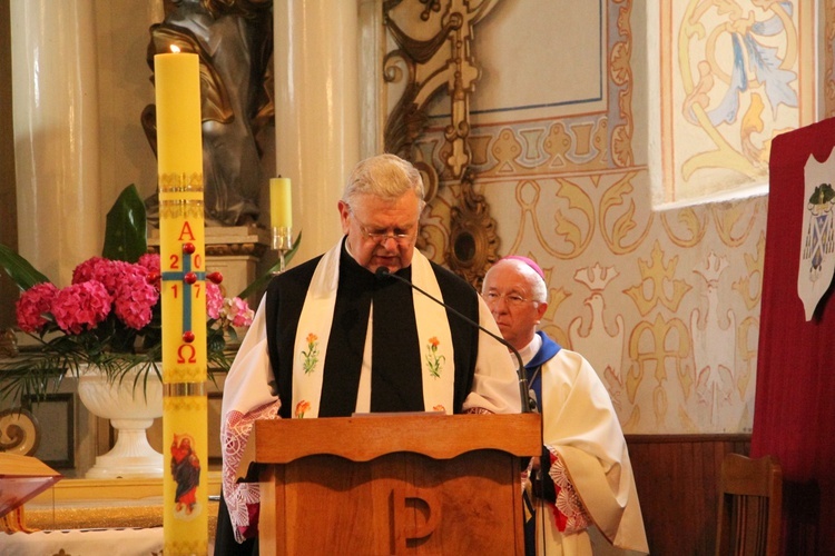 Powitanie ikony MB Częstochowskiej w Dąbrowicach