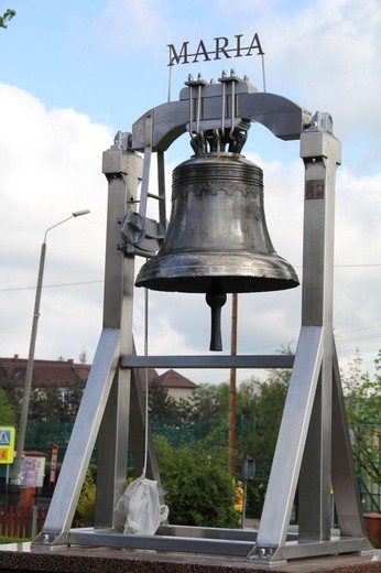 Odzyskany dzwon w Leszczynach