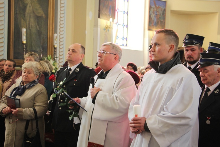 Powitanie ikony MB Częstochowskiej w Dzierzbicach