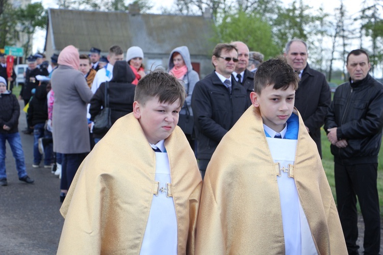 Powitanie ikony MB Częstochowskiej w Dzierzbicach