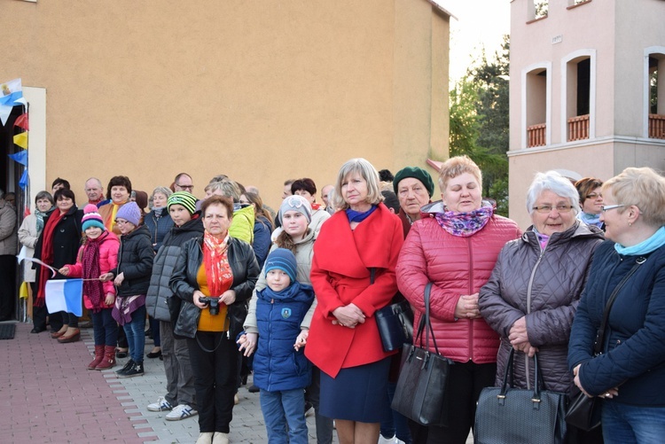 Powitanie ikony MB Częstochowskiej w parafii Sobótka