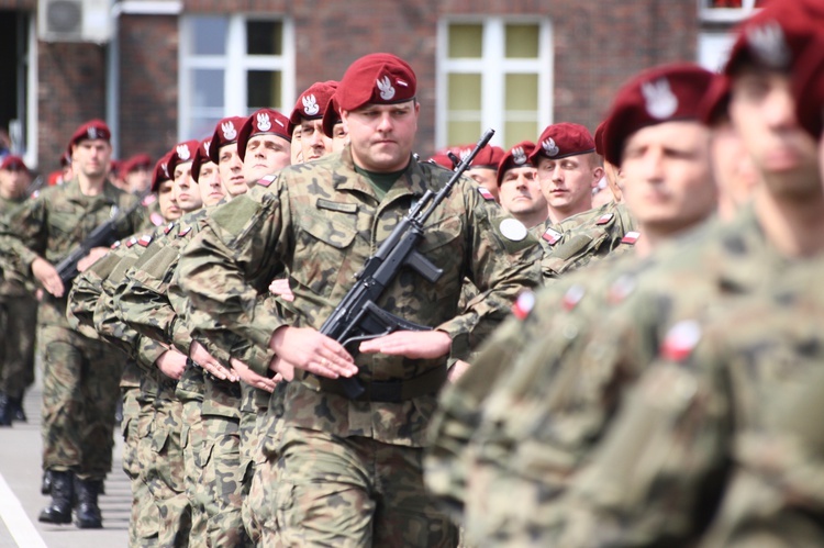 Pożegnanie żołnierzy 36. zmiany PKW KFOR w Kosowie