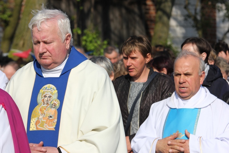 Powitanie ikony MB Częstochowskiej w Mazewie