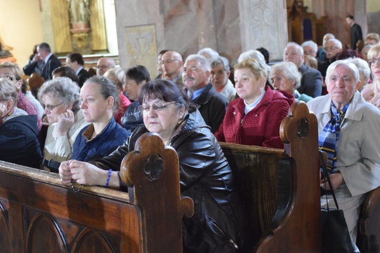 Tuż przed koronacją Świdnickiej Pani w słońcu