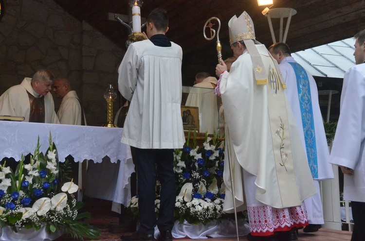 Fatimskie uroczystości w Sulisławicach 