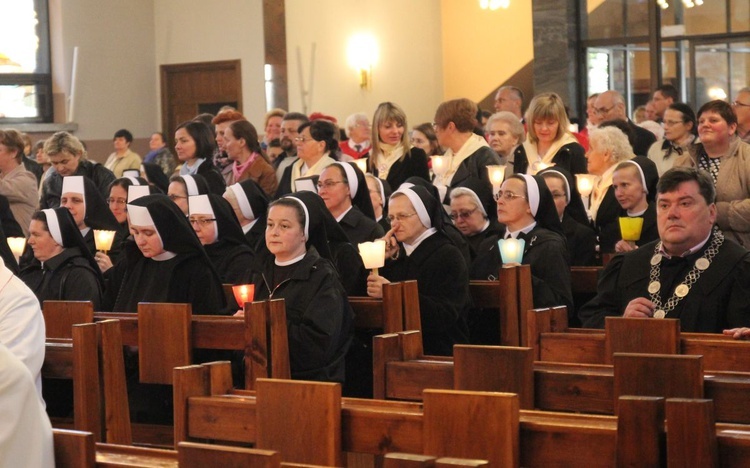 Komorowice Obszary - zawierzenie diecezji Sercu Maryi - cz. 1