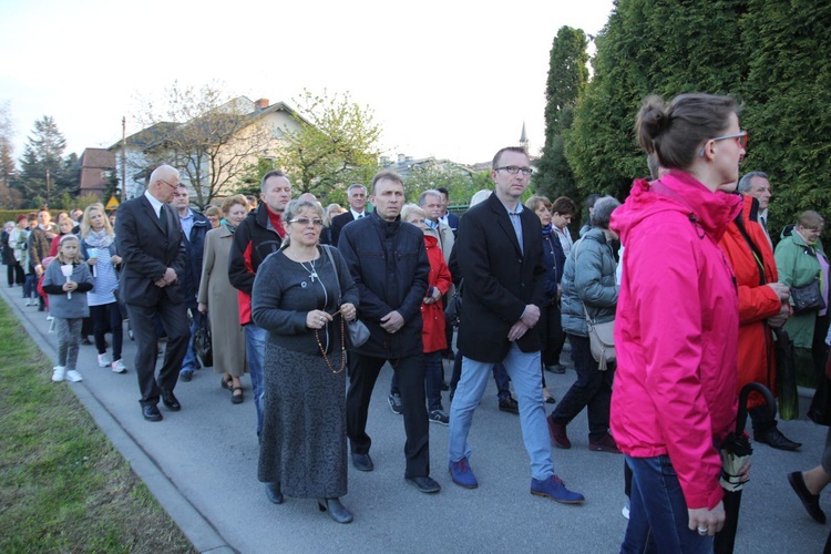 Komorowice Obszary - zawierzenie diecezji Sercu Maryi - cz. 1