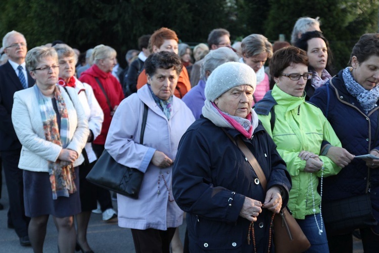 Komorowice Obszary - zawierzenie diecezji Sercu Maryi - cz. 1