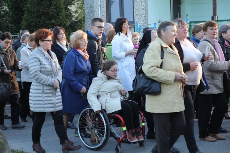 Komorowice Obszary - zawierzenie diecezji Sercu Maryi - cz. 1