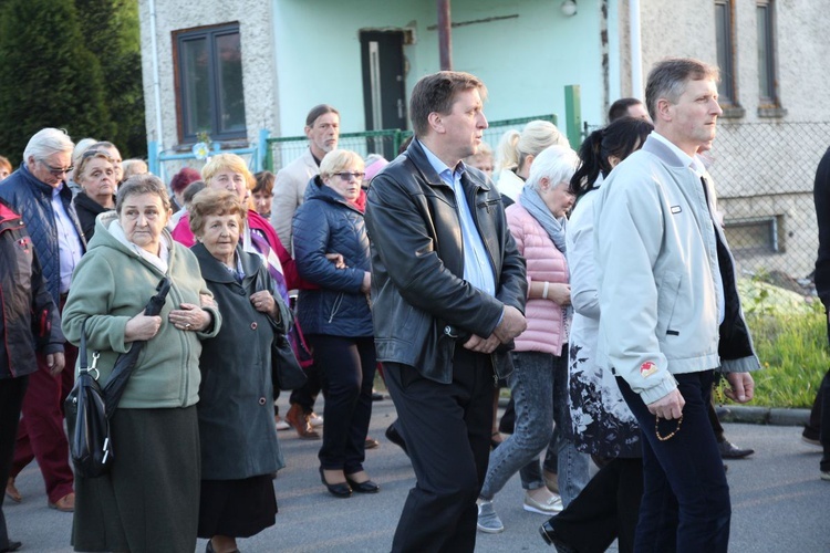 Komorowice Obszary - zawierzenie diecezji Sercu Maryi - cz. 1