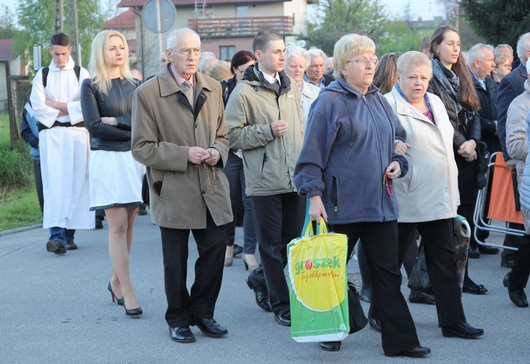 Komorowice Obszary - zawierzenie diecezji Sercu Maryi - cz. 1