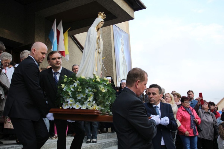 Komorowice Obszary - zawierzenie diecezji Sercu Maryi - cz. 1