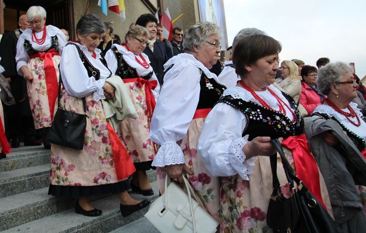 Komorowice Obszary - zawierzenie diecezji Sercu Maryi - cz. 1