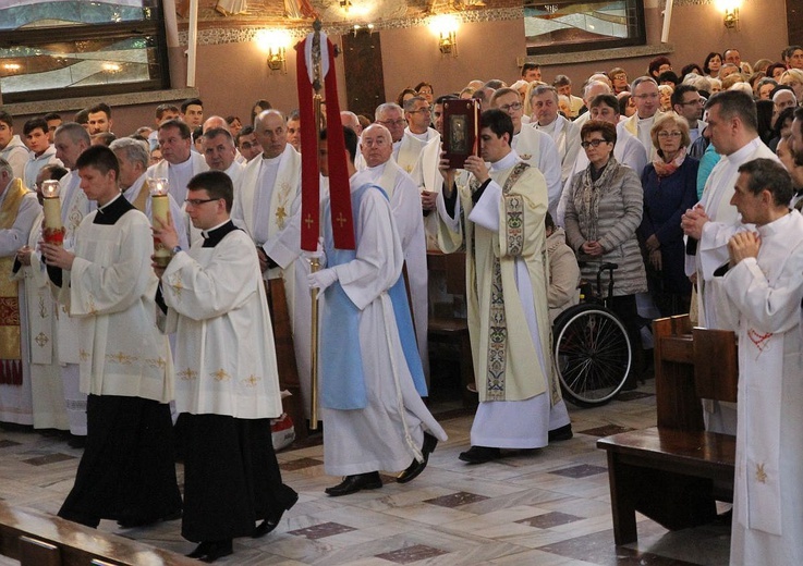 Komorowice Obszary - zawierzenie diecezji Sercu Maryi - cz. 2