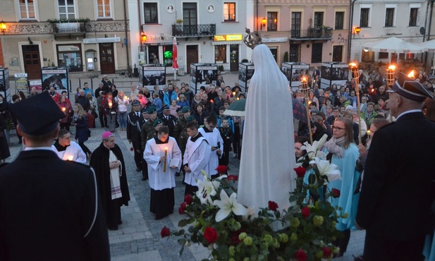 Sandomierz w fatimskim świetle