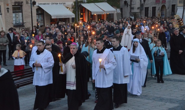 Sandomierz w fatimskim świetle