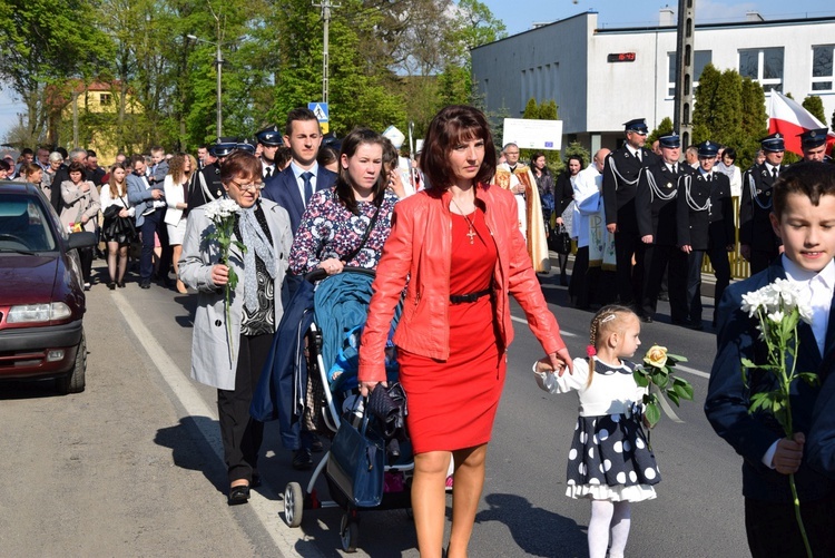 Powitanie ikony MB Częstochowskiej w Topoli Królewskiej