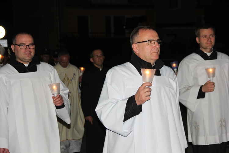 Nabożeństwo Fatimskie w parafii Jezusa Chrystusa Króla Wszechświata w Rawie Maz. 