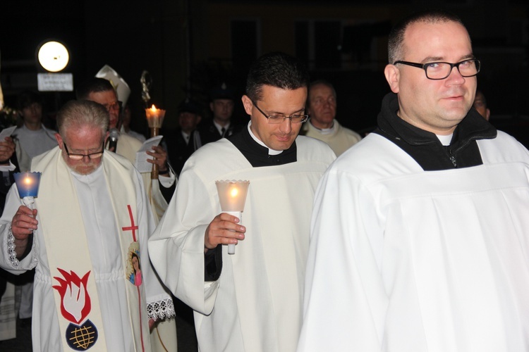 Nabożeństwo Fatimskie w parafii Jezusa Chrystusa Króla Wszechświata w Rawie Maz. 