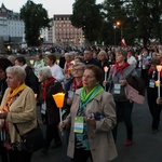 Pożegnalna procesja maryjna