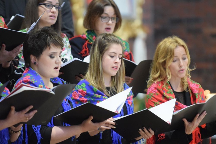 Koncert chórów z okazji Dni Papieskich